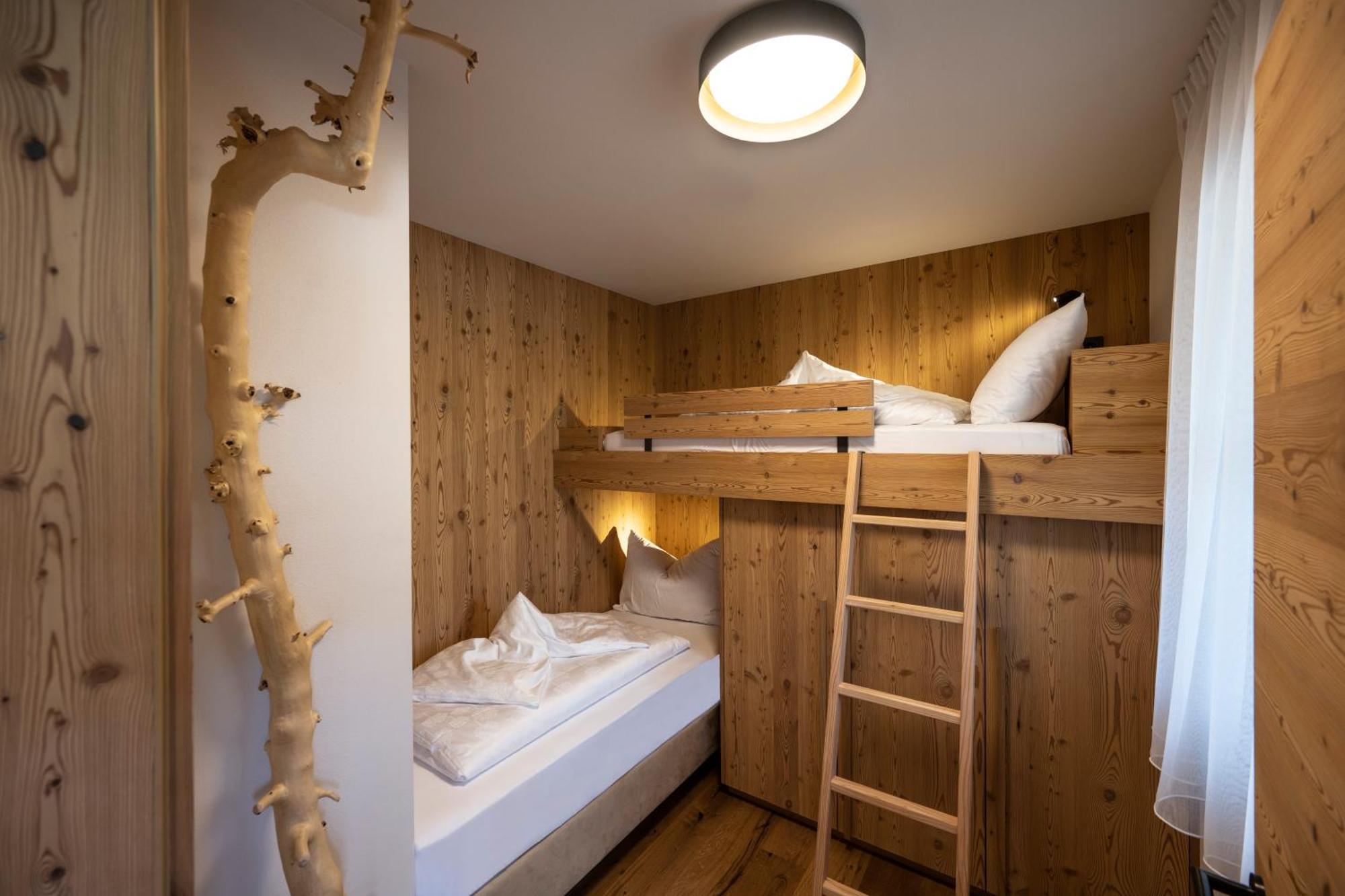 Kessler'S Mountain Lodge Natz-Schabs Room photo