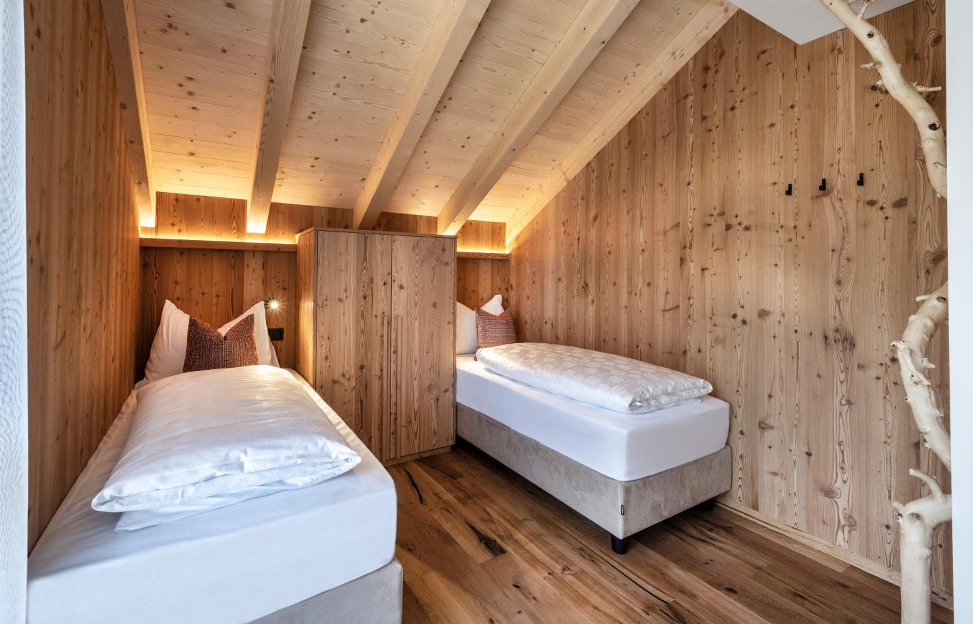 Kessler'S Mountain Lodge Natz-Schabs Room photo